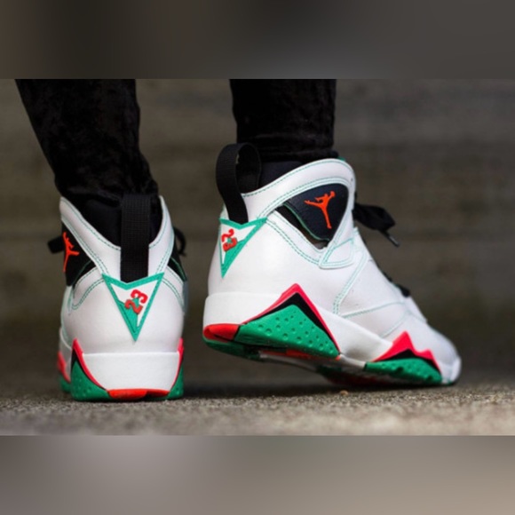 Youth Size 7.5 (Euro Sz 40.5) Jordan 7 Retro GS Sneakers Verde/White/Red/Green - Picture 8 of 16